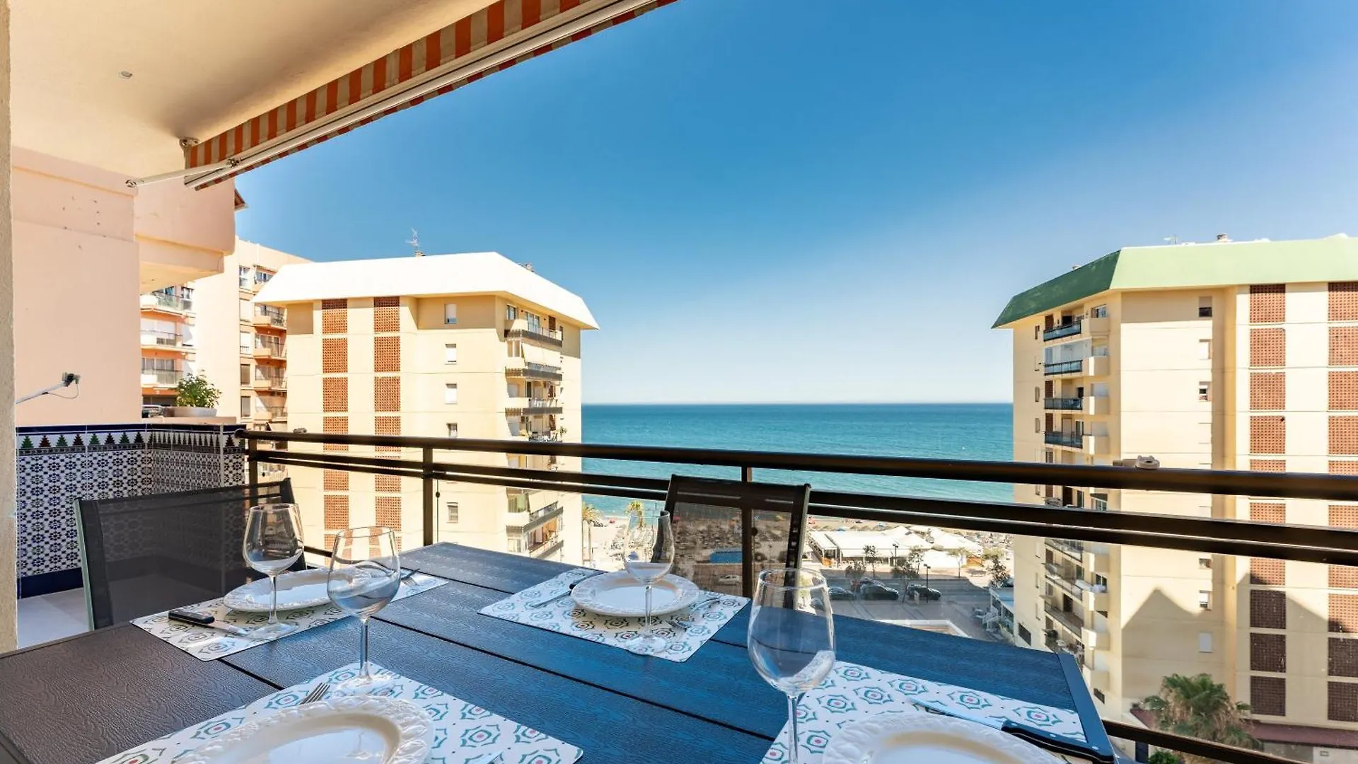 Appartement 2 Bed 1 Bath Very Bright Apt Fuengirola